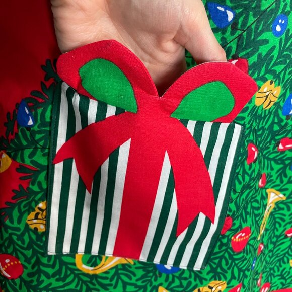Christmas Apron Tree Presents Pockets Handmade Novelty Gift Red Green Holiday - Picture 8 of 13